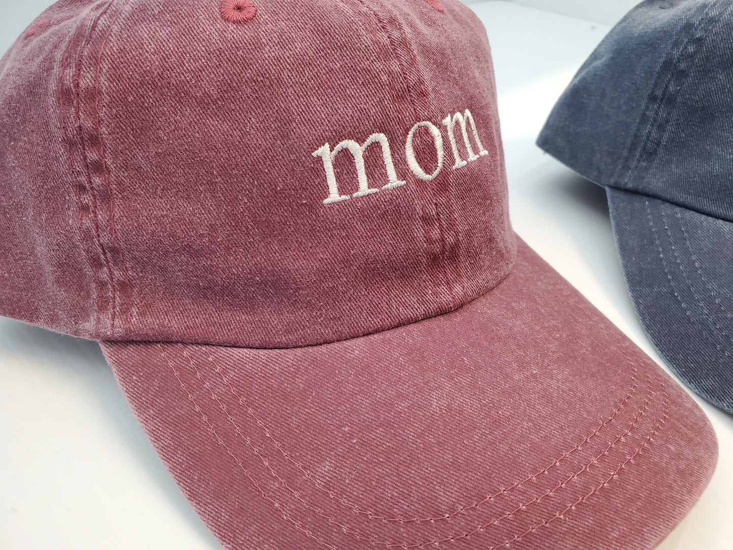 Mom Hat, Dad Hat, New Parents, Baby Shower Gift, Baby Reveal, Ultrasound Picture Prop, Best Seller, Etsy Pick ,Trending New Mom Gift, Trending New Dad Gift, Trending Baby Reveal Gift
