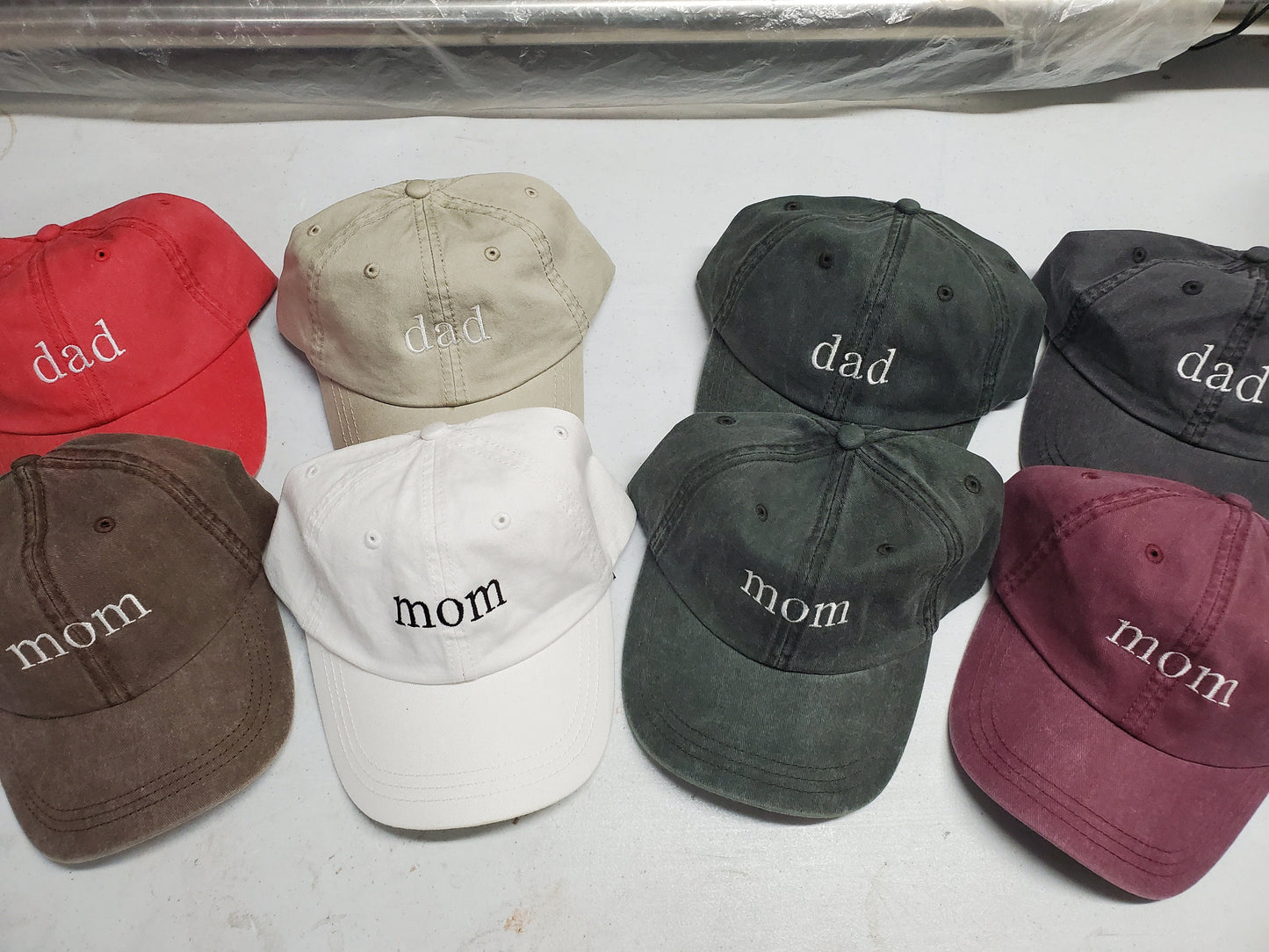 Mom Hat, Dad Hat, New Parents, Baby Shower Gift, Baby Reveal, Ultrasound Picture Prop, Best Seller, Etsy Pick ,Trending New Mom Gift, Trending New Dad Gift, Trending Baby Reveal Gift